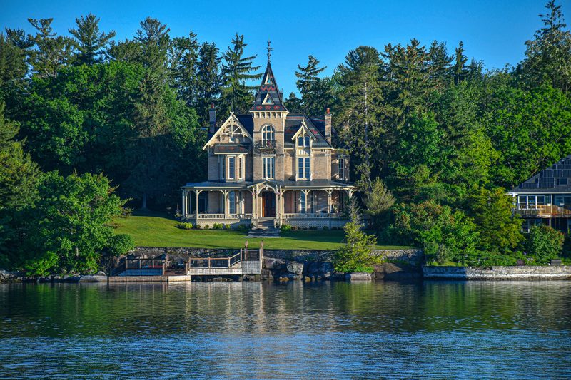 305 Wapaska Cres, Muskoka