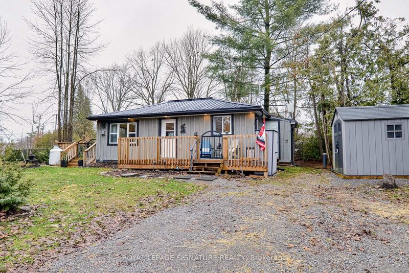 1095 Sylvan Glen Dr, Newmarket